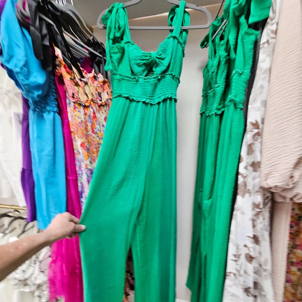 Main strip green jumpsuit Spring/ Summer wear with front bow